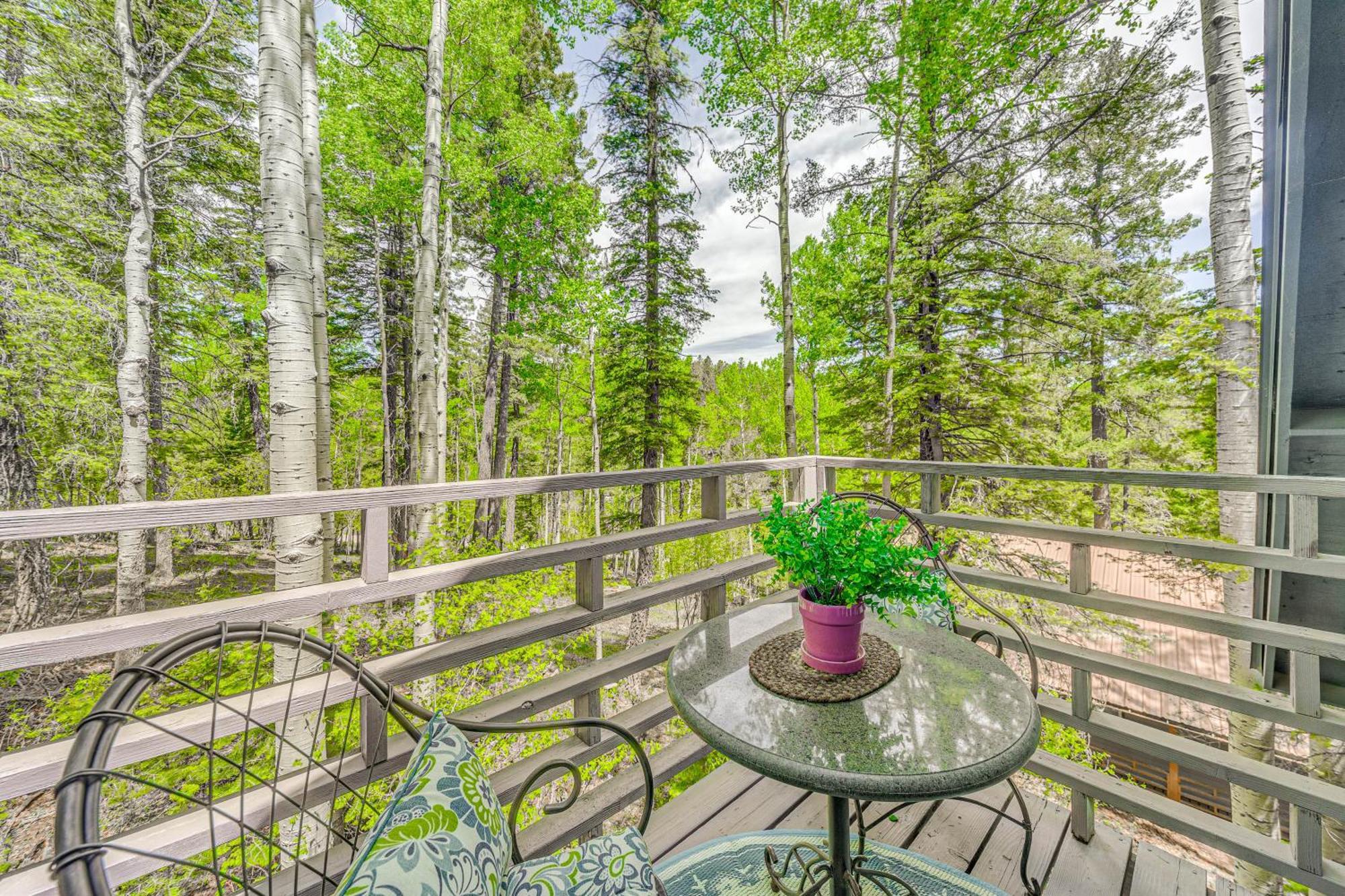 Quaint Cloudcroft Cabin With Stunning Forest Views! ภายนอก รูปภาพ
